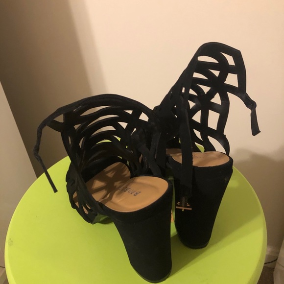 Black Toe Heels with Ankle Strap - Picture 2 of 4